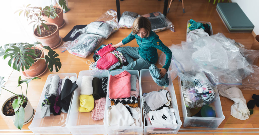 organization Organization clothes into bins Tips We Learned from the Professionals