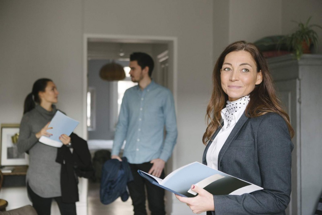 Real Estate Agent Real Estate Agent showing house